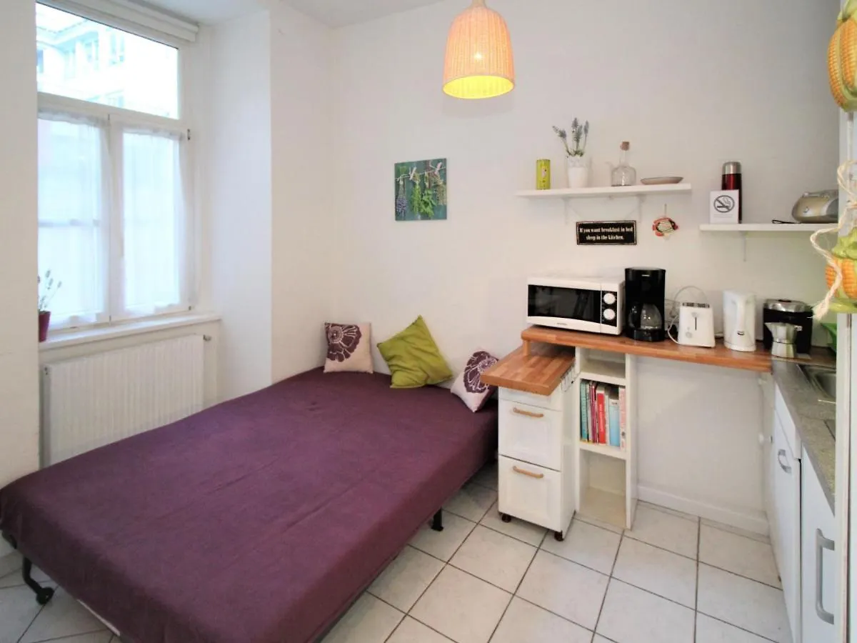 Apartment Am Margaretenplatz Vienna 0*,  Austria
