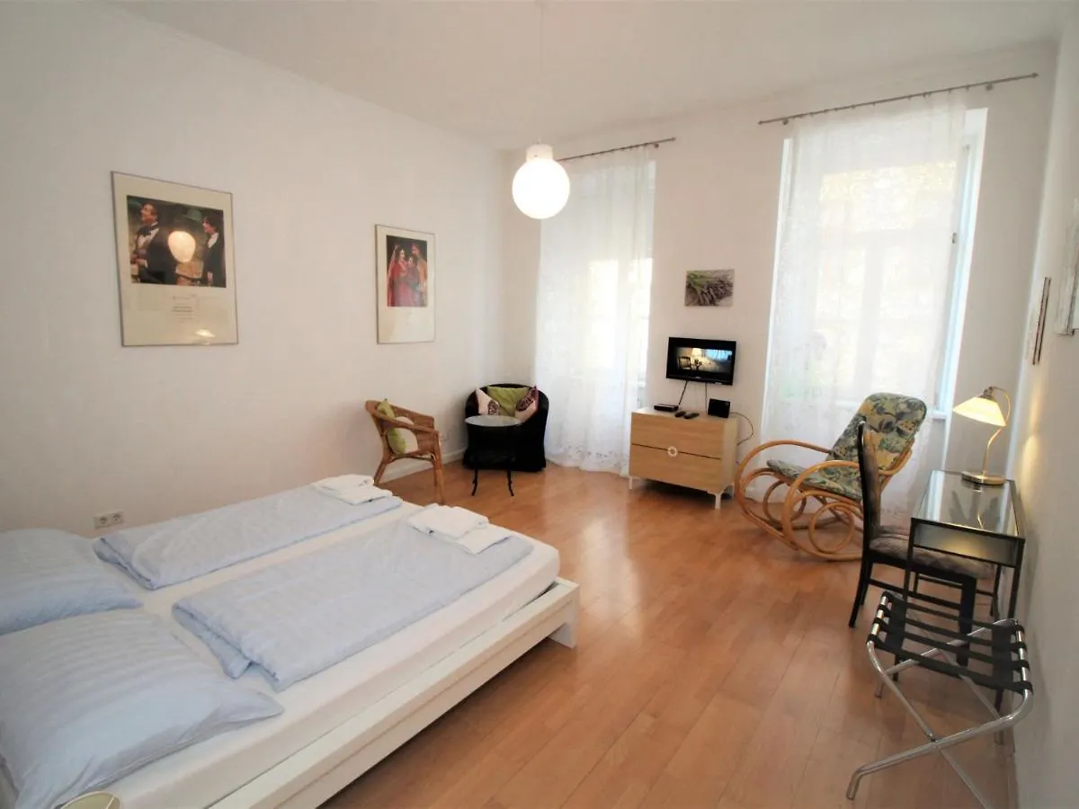 Apartment Am Margaretenplatz By Interhome Vídeň